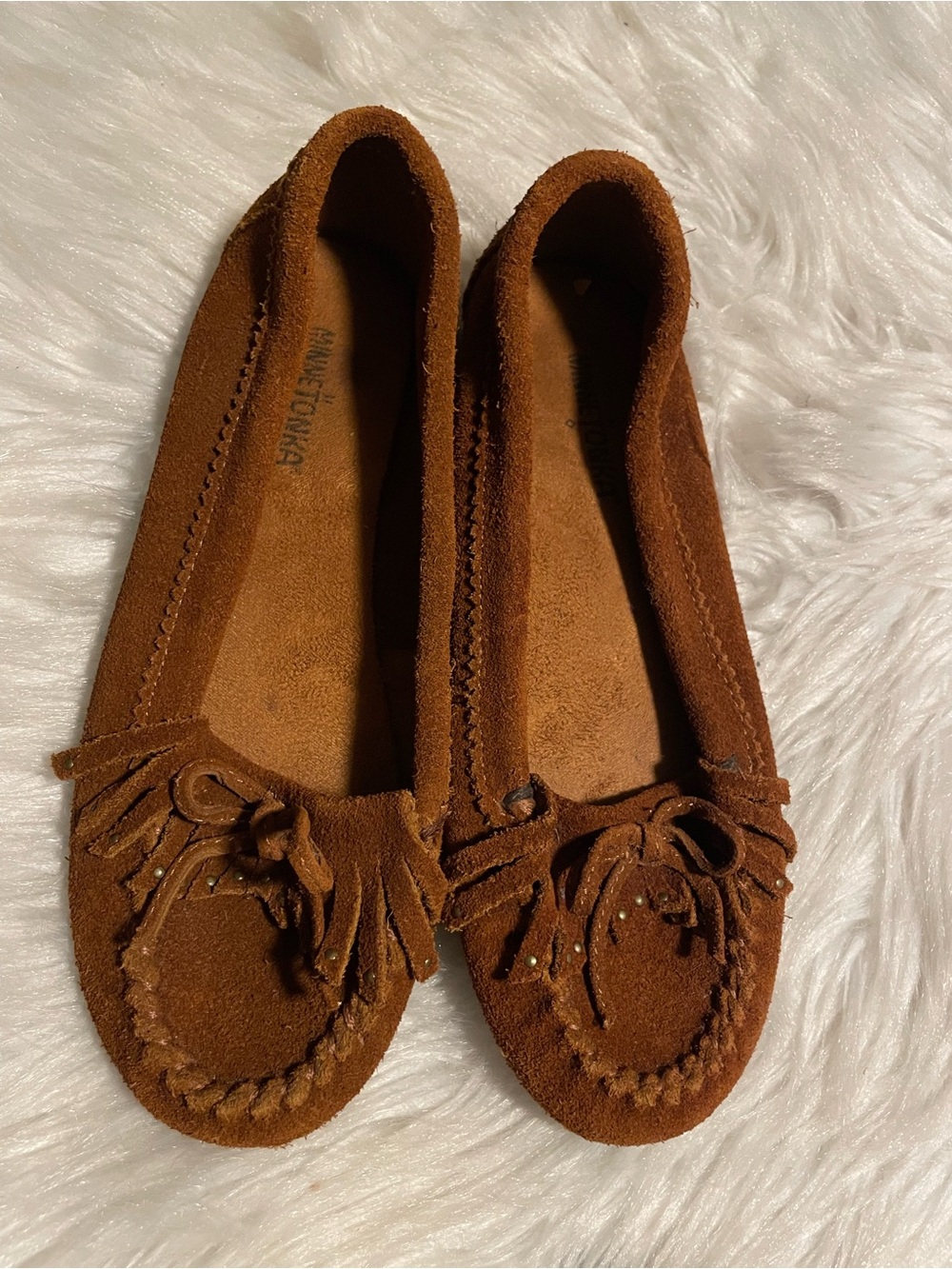 Minnetonka Brown Suede Fringe Moccasins with Bow Detail